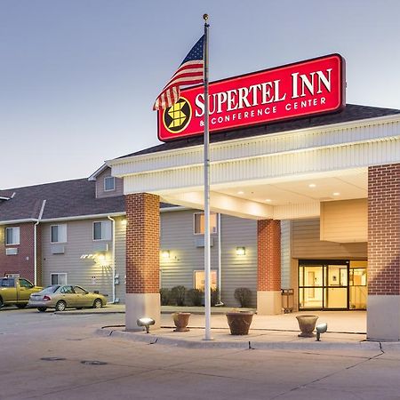 Supertel Inn And Conference Center Creston Exteriör bild